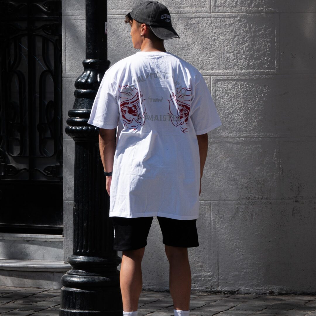 RED MAIST WHITE